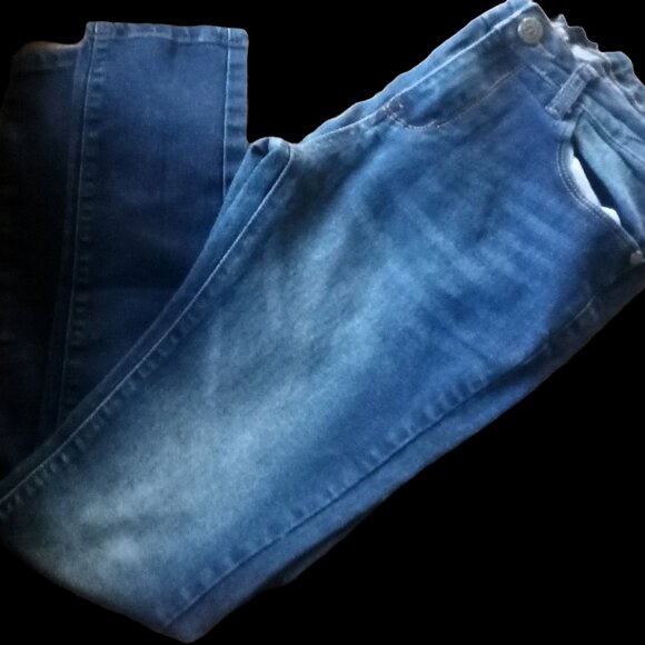 Montana Jeans Denim - Montana Jeans Premium Denim Skinny Leg - Medium / Dark Wash - Size 3/4